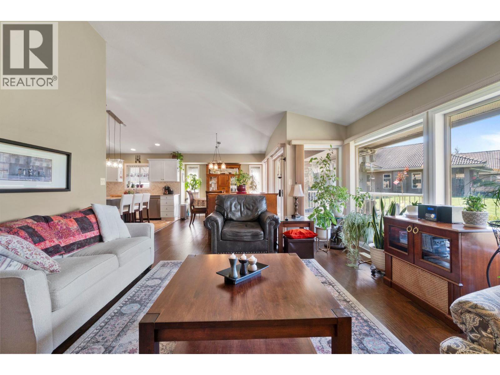 11 2550 Golf Course Drive, Blind Bay