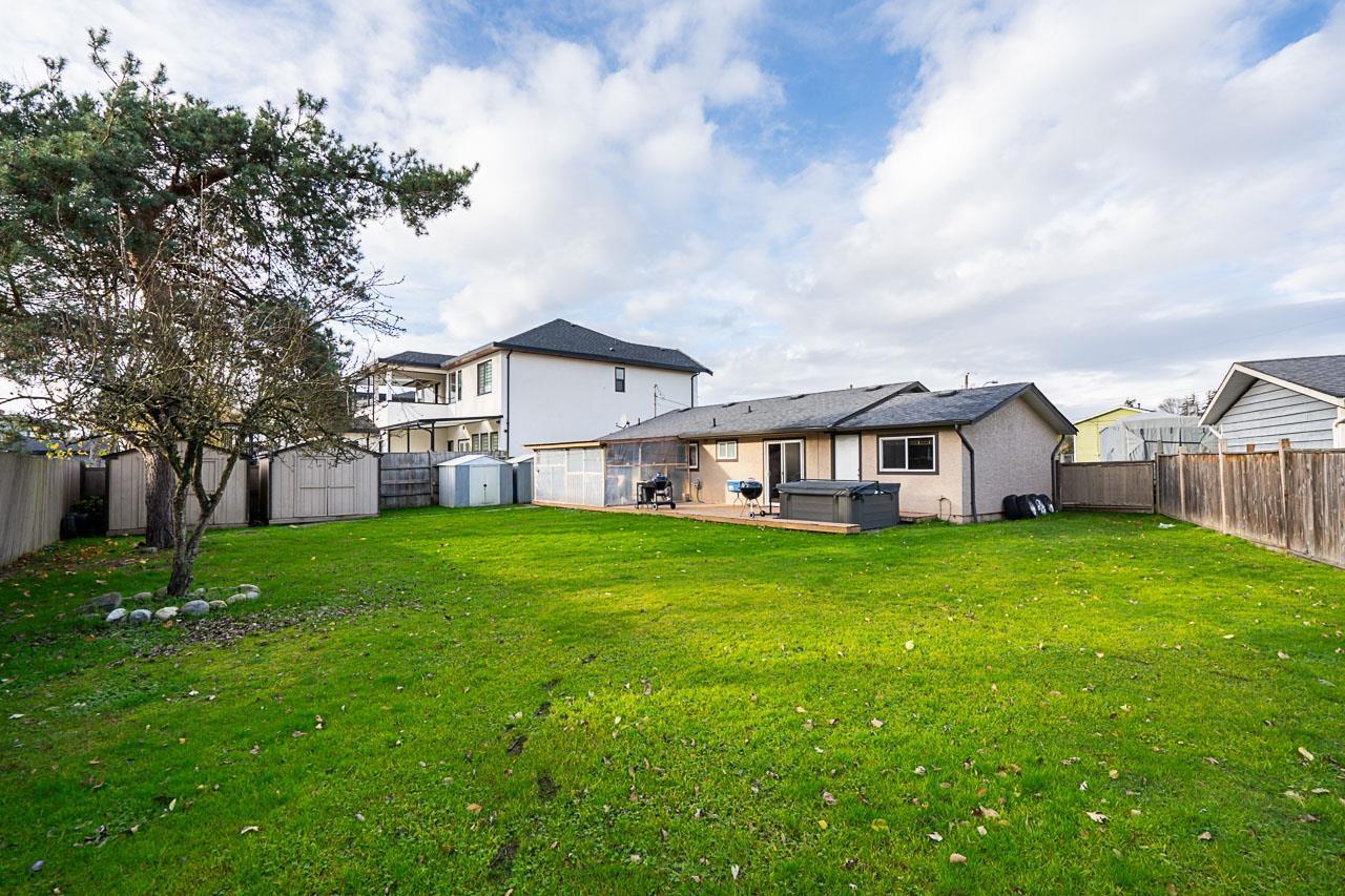 17952 SHANNON PLACE, Surrey