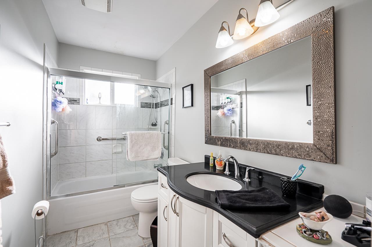 17952 SHANNON PLACE, Surrey