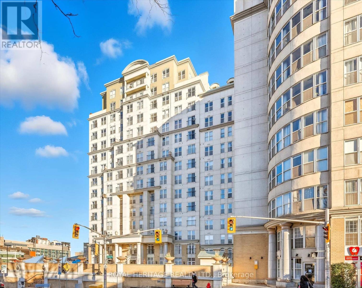 #615 135 JAMES STREET S - 1