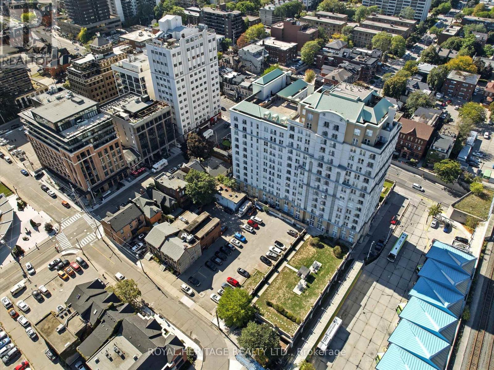 #615 135 JAMES STREET S - 35