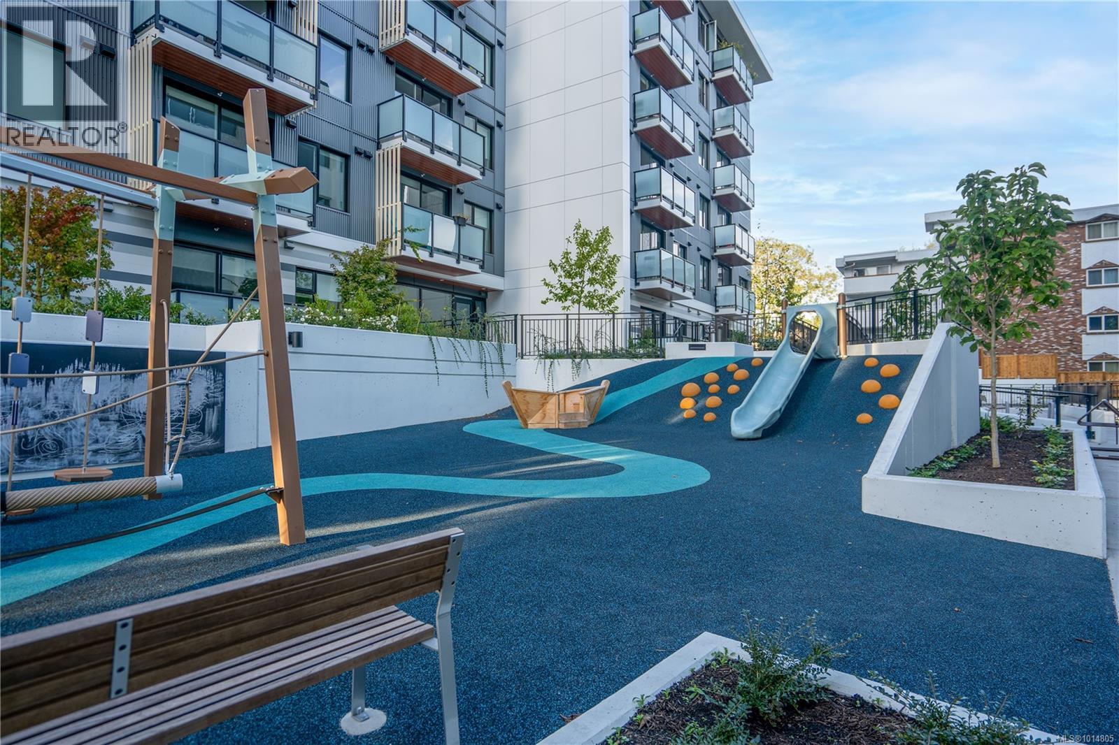 801 1100 Yates Street, Victoria