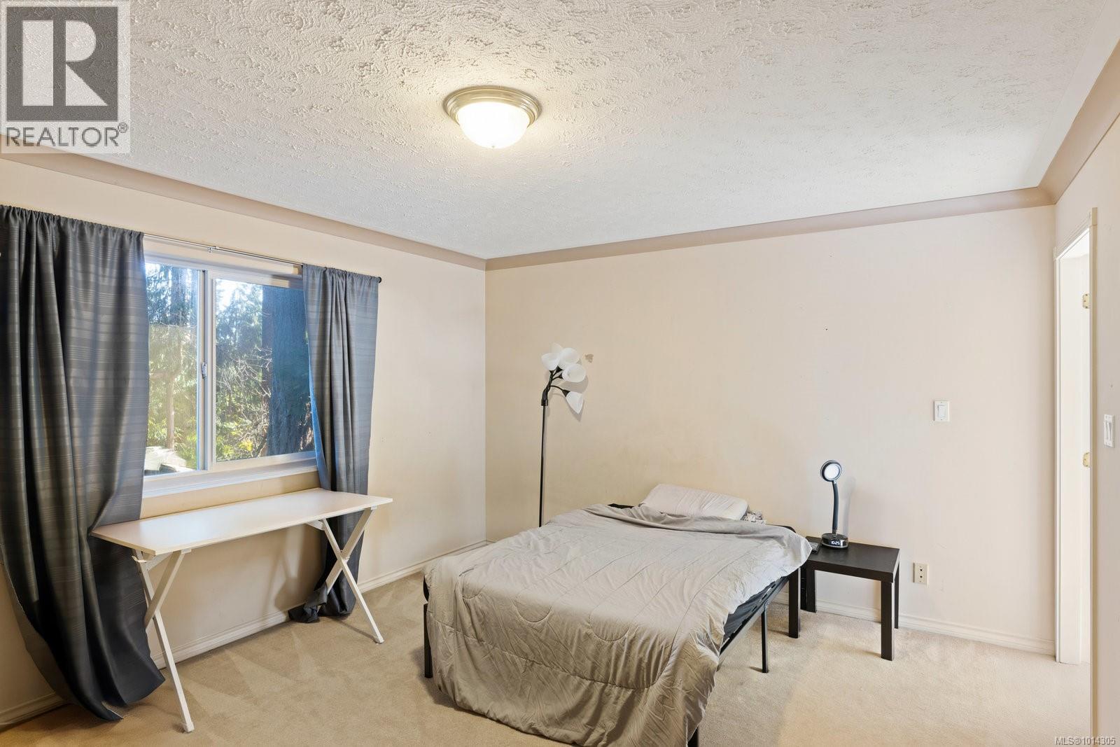  4101 Gordon Head Road, Saanich