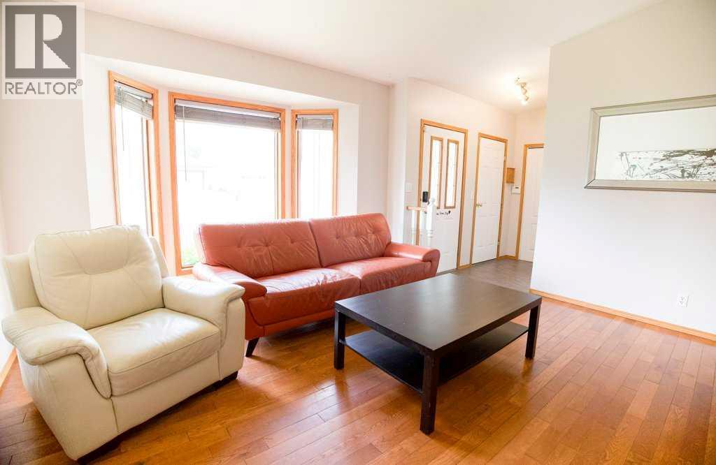 16 Parson Drive, Sylvan Lake