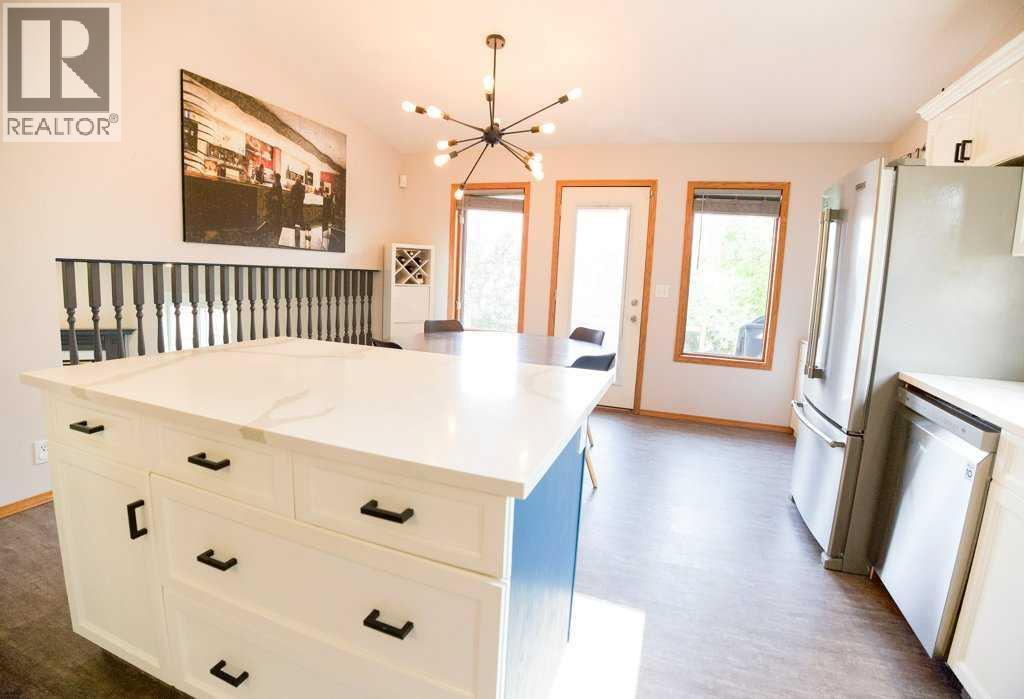 16 Parson Drive, Sylvan Lake