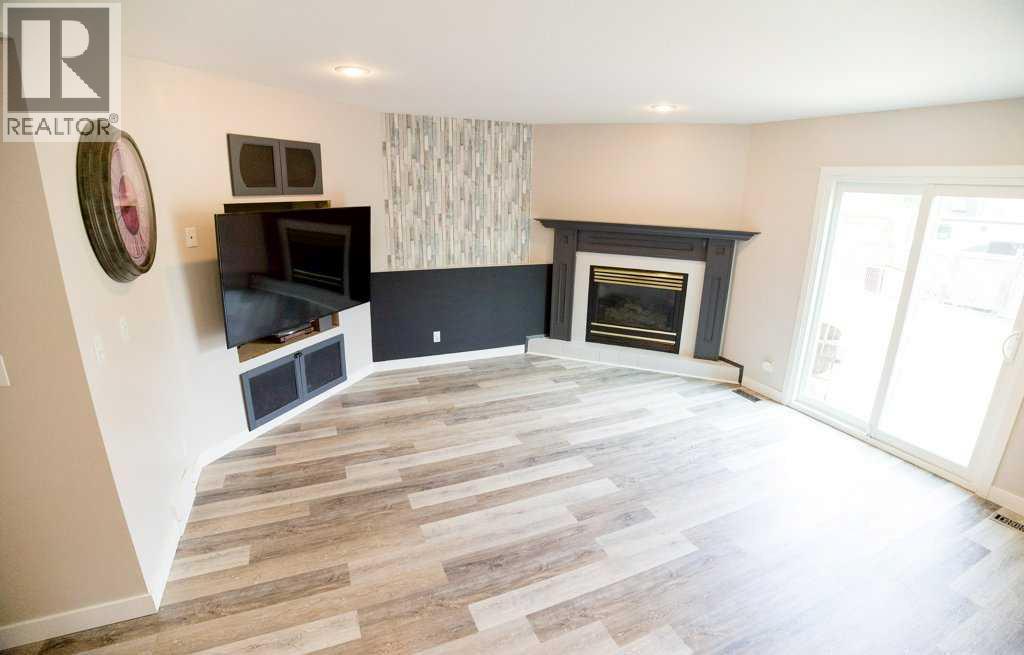 16 Parson Drive, Sylvan Lake
