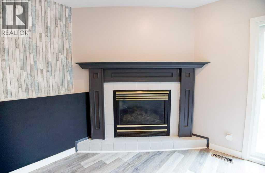16 Parson Drive, Sylvan Lake