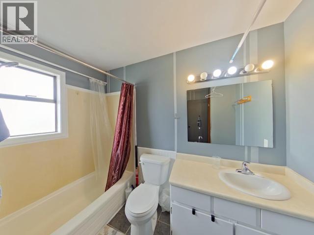14-4651 HARVIE AVE, Powell River