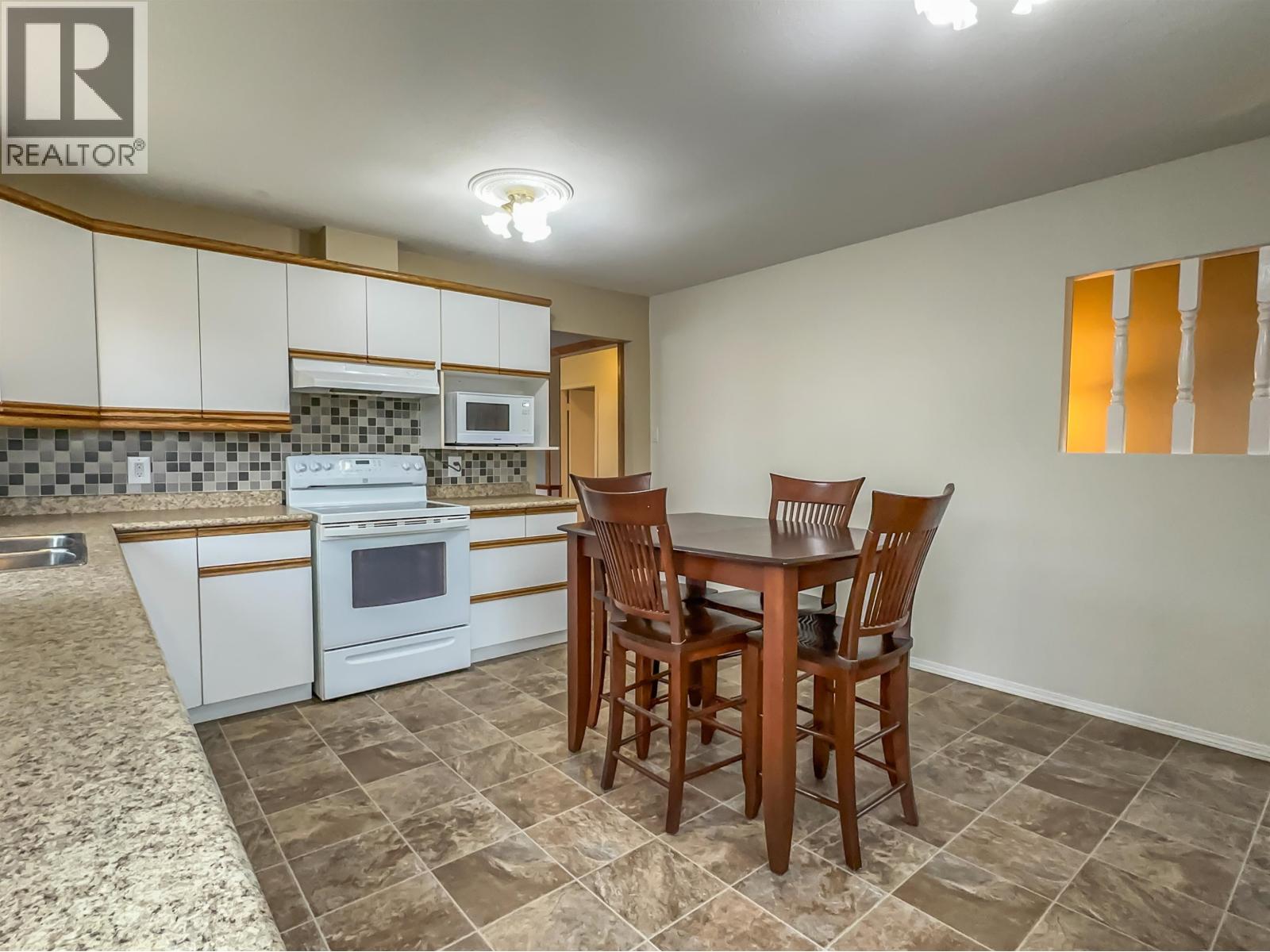 8408 97 AVENUE, Fort St. John