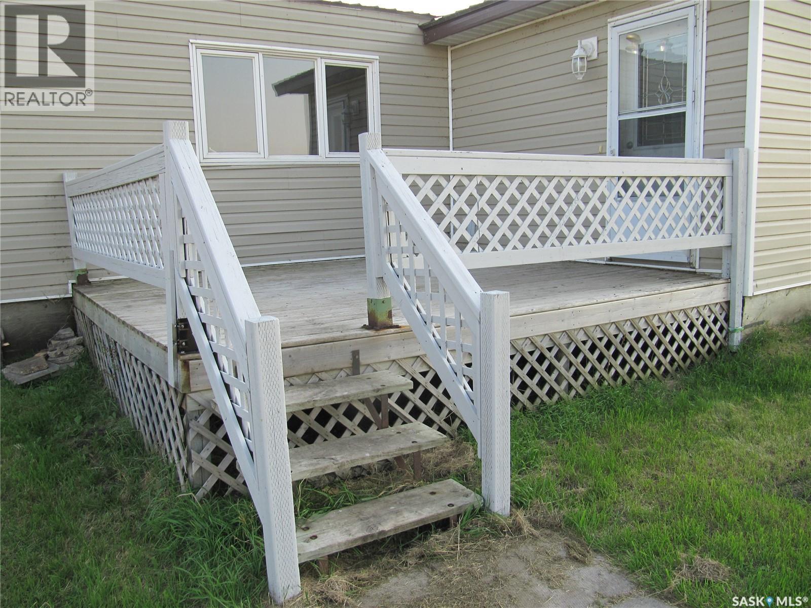 Glaslyn NE Acreage — photo 17