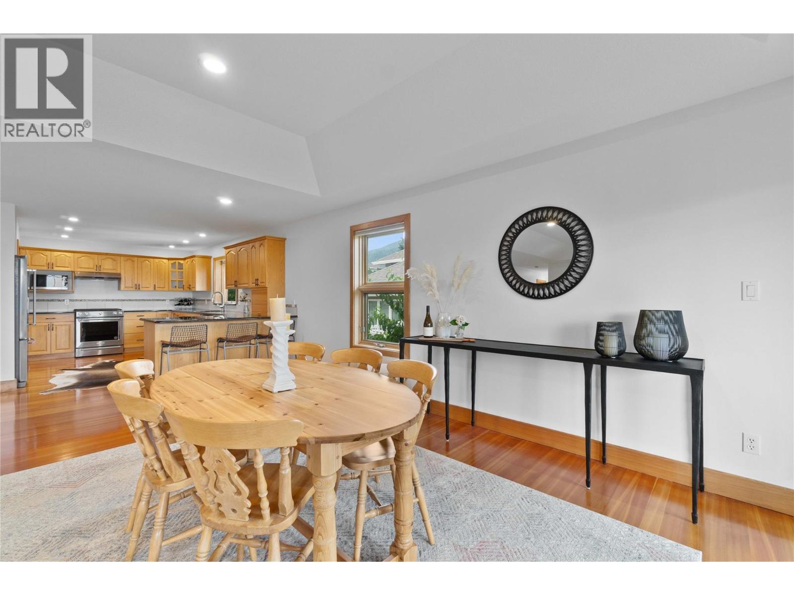 2501 4 Avenue SE, Salmon Arm