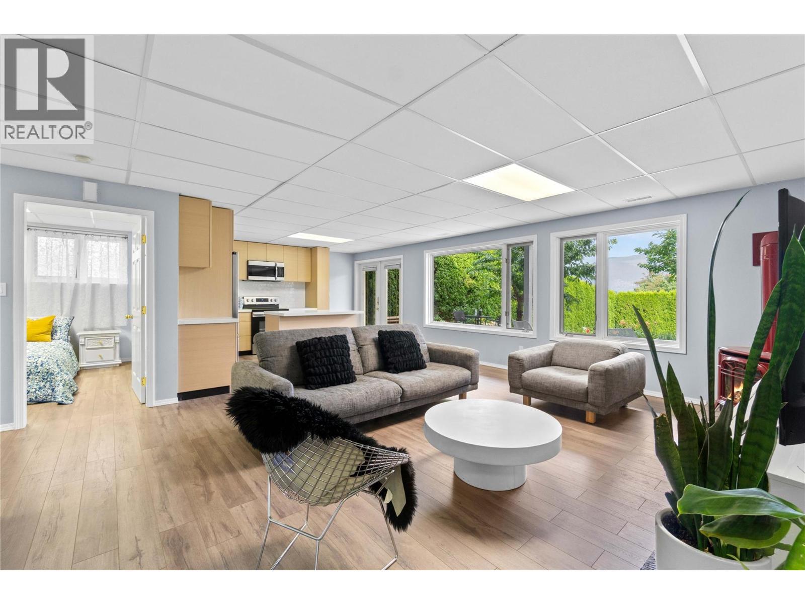 2501 4 Avenue SE, Salmon Arm