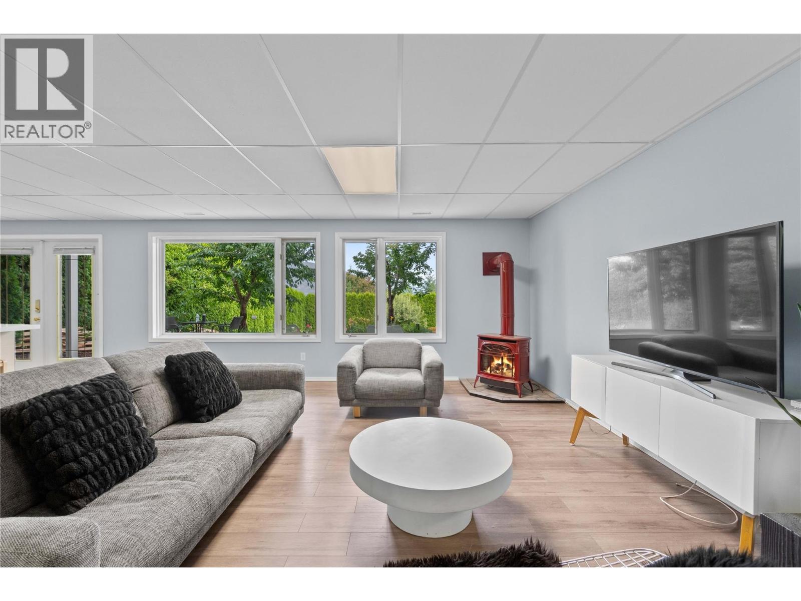 2501 4 Avenue SE, Salmon Arm