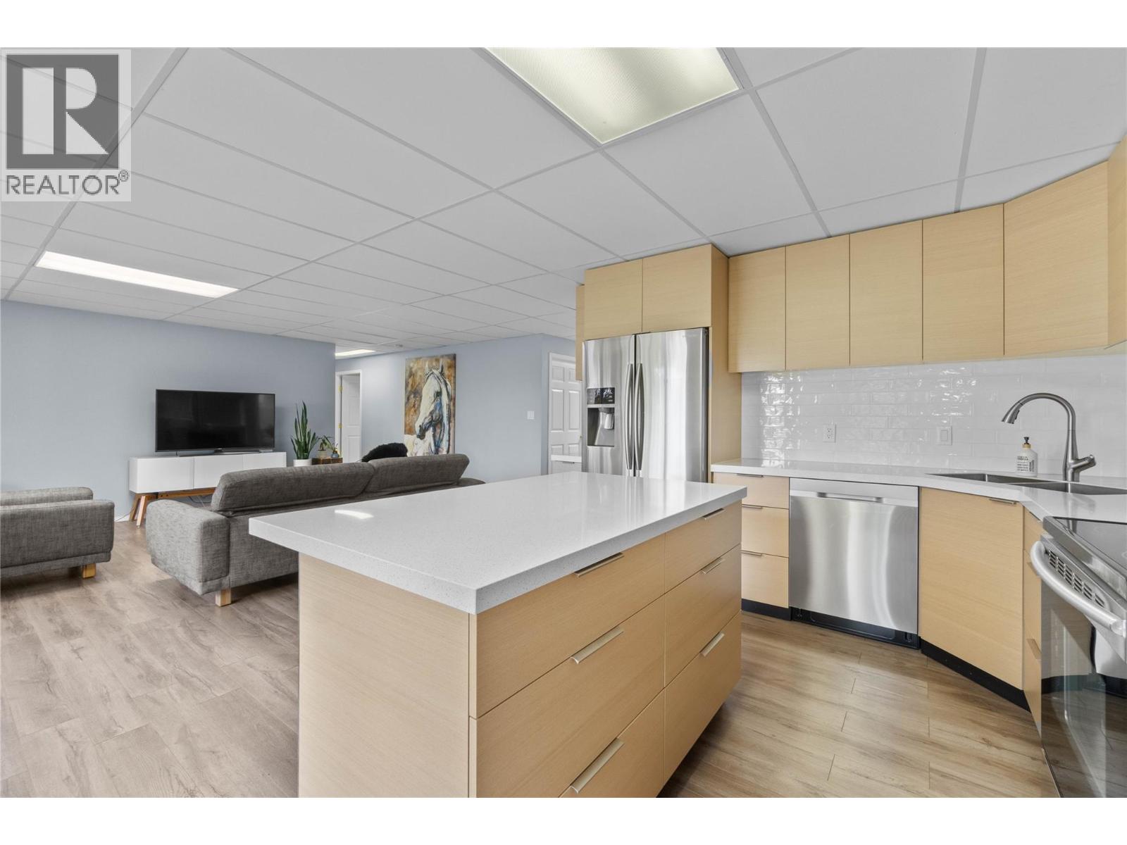 2501 4 Avenue SE, Salmon Arm