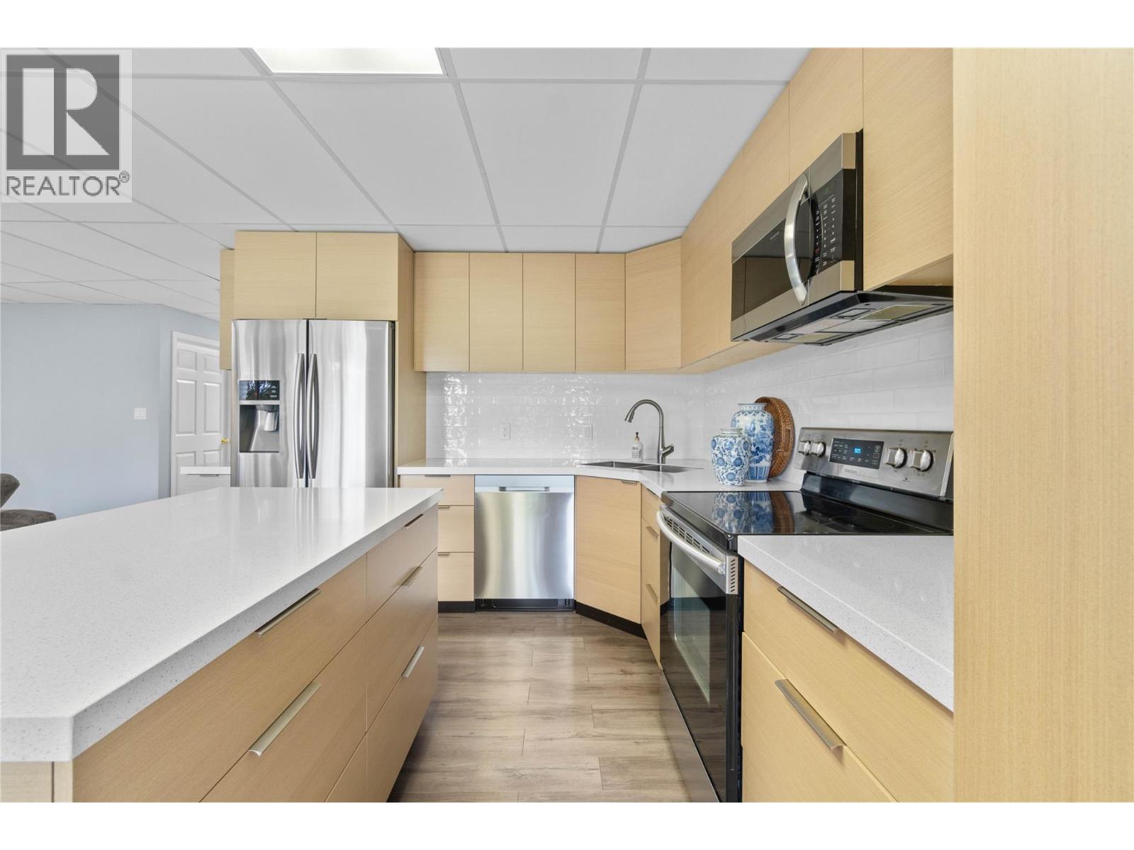 2501 4 Avenue SE, Salmon Arm