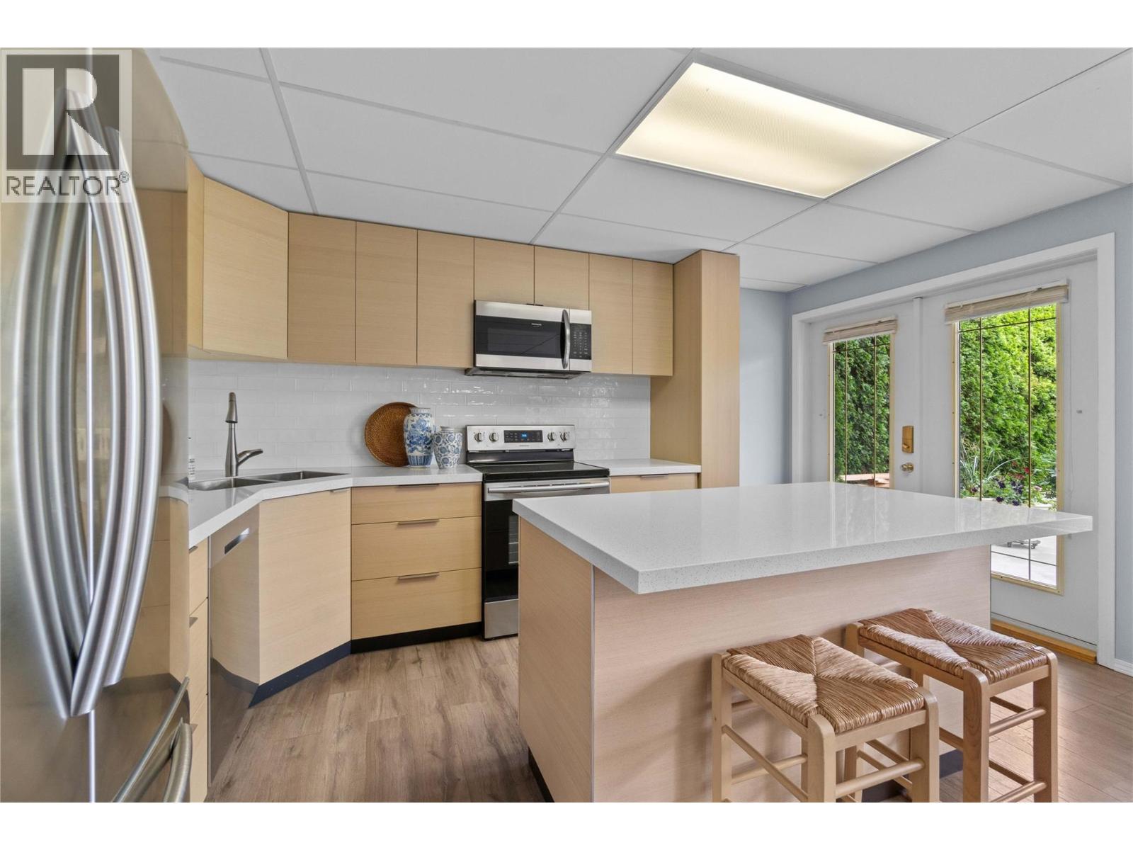 2501 4 Avenue SE, Salmon Arm