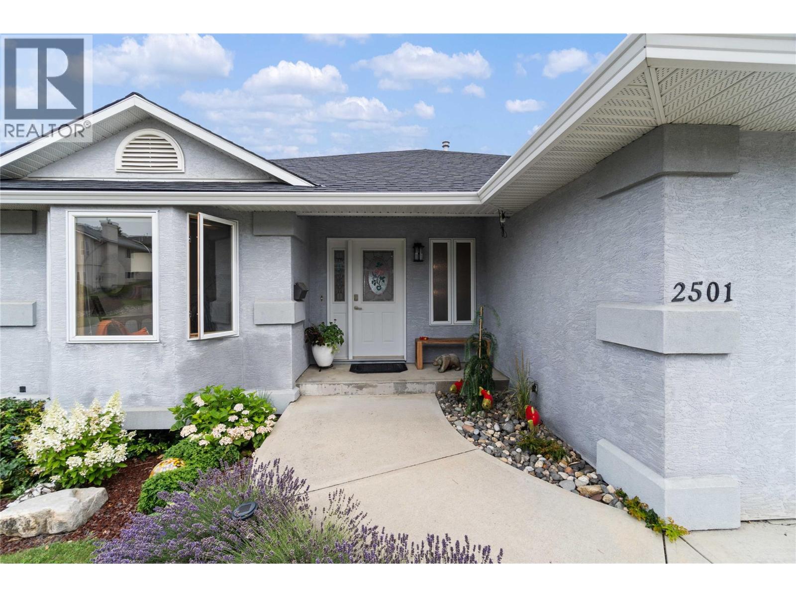 2501 4 Avenue SE, Salmon Arm