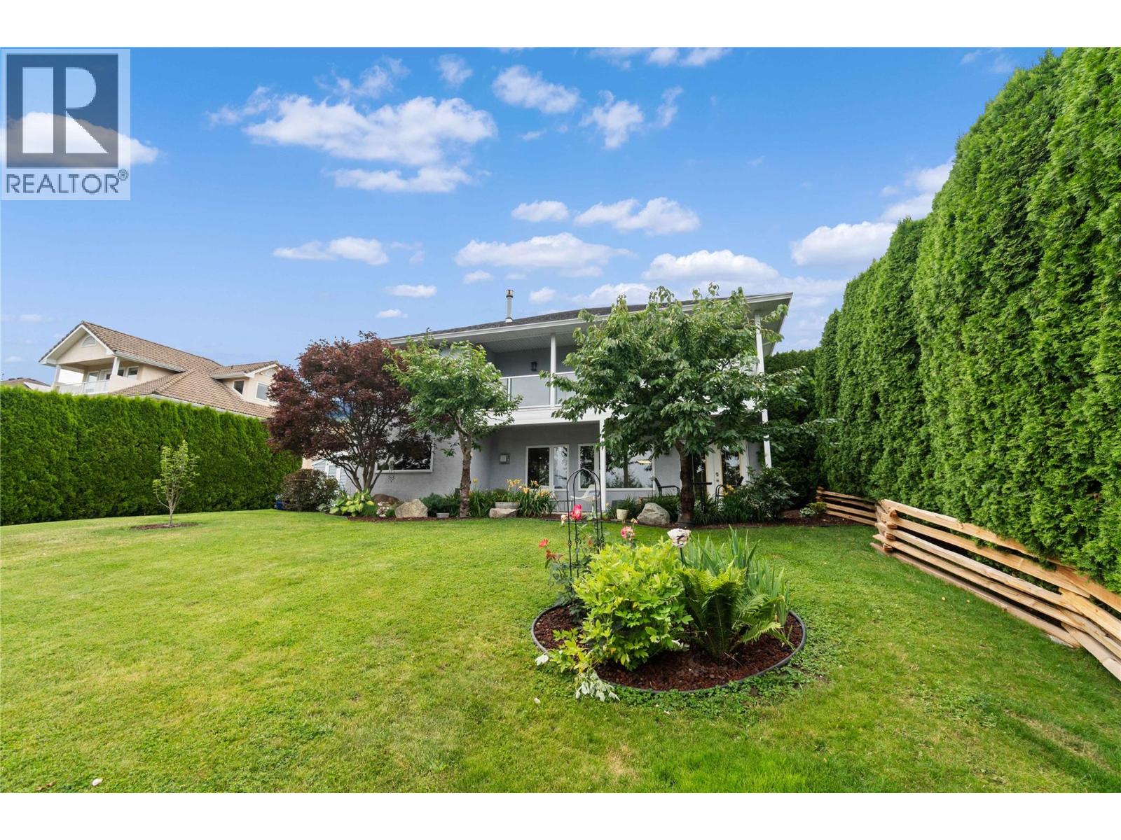 2501 4 Avenue SE, Salmon Arm