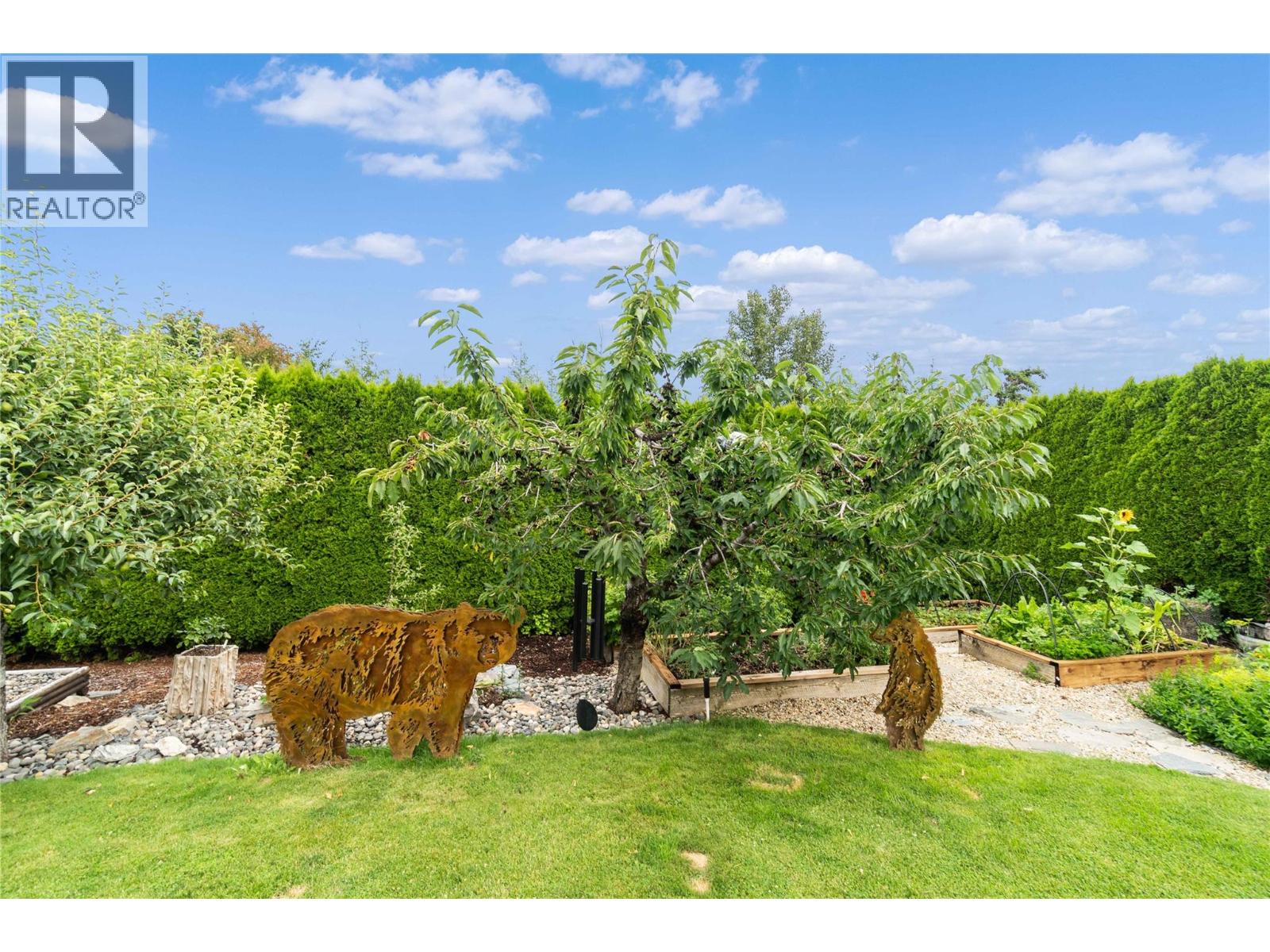 2501 4 Avenue SE, Salmon Arm