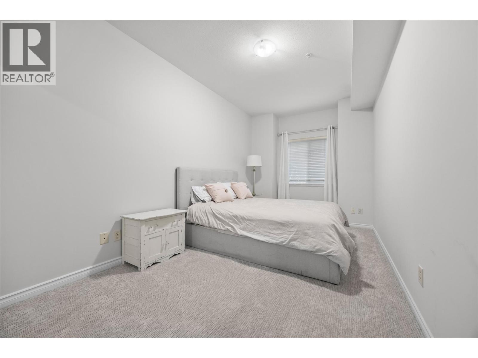 109 1007 Harvey Avenue, Kelowna