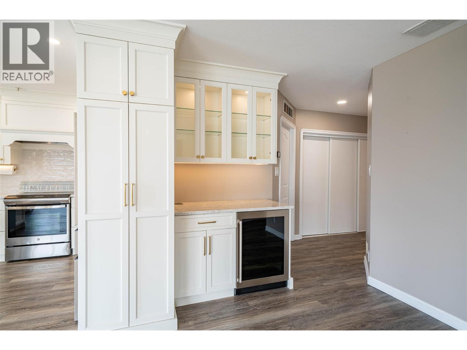 6805 COTTONWOOD Drive Unit# 300, Osoyoos