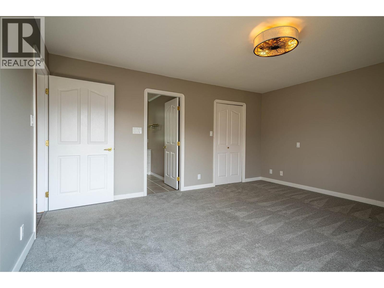 6805 COTTONWOOD Drive Unit# 300, Osoyoos