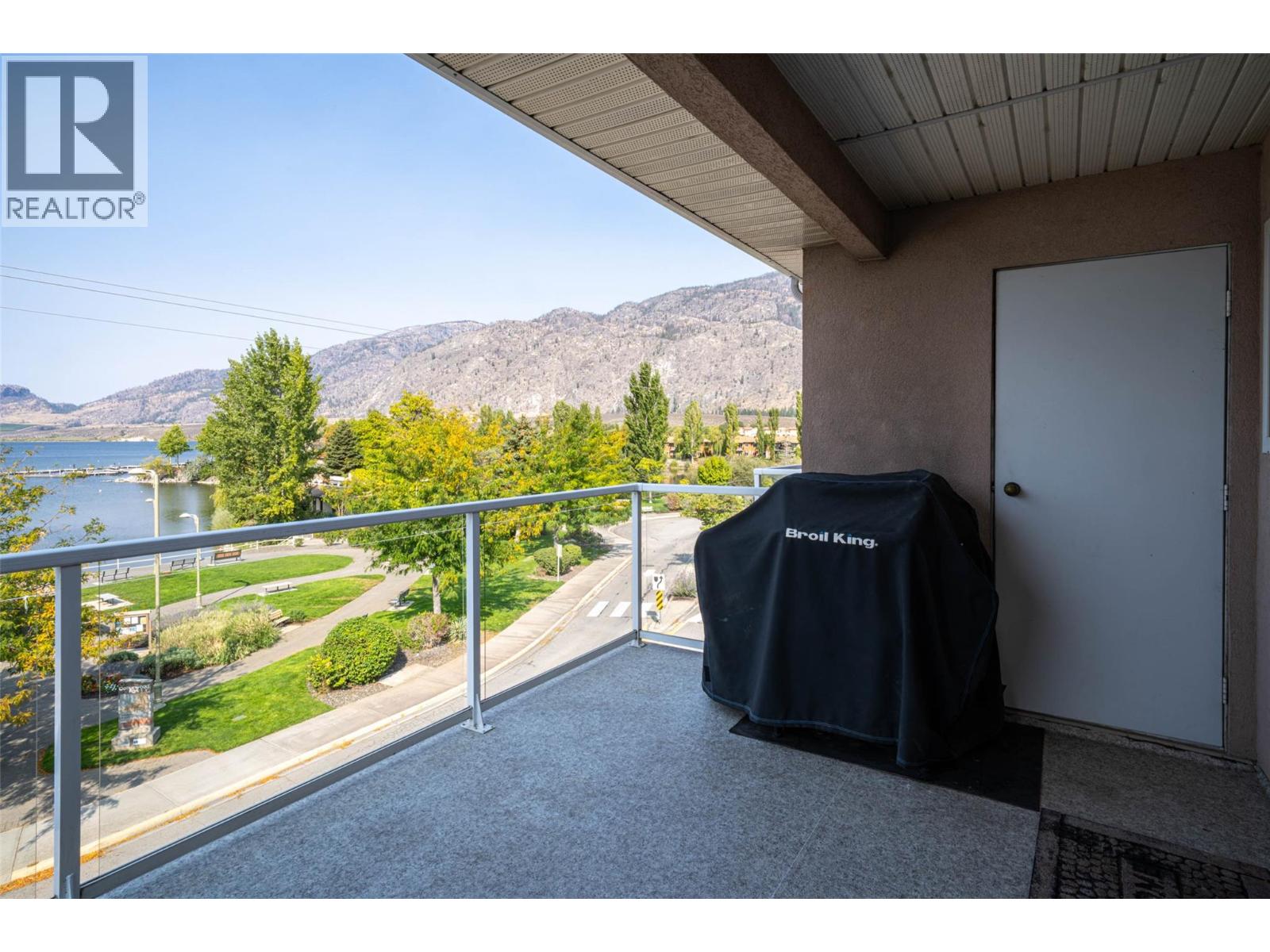 6805 COTTONWOOD Drive Unit# 300, Osoyoos