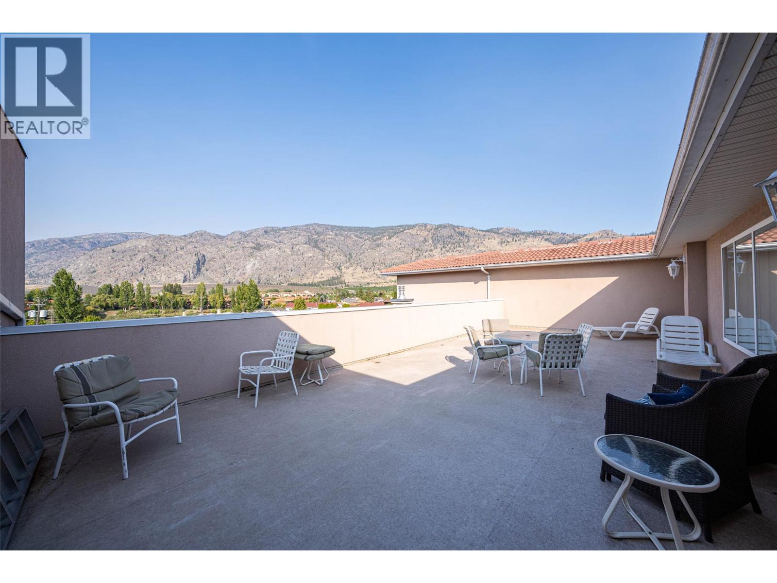 6805 COTTONWOOD Drive Unit# 300, Osoyoos