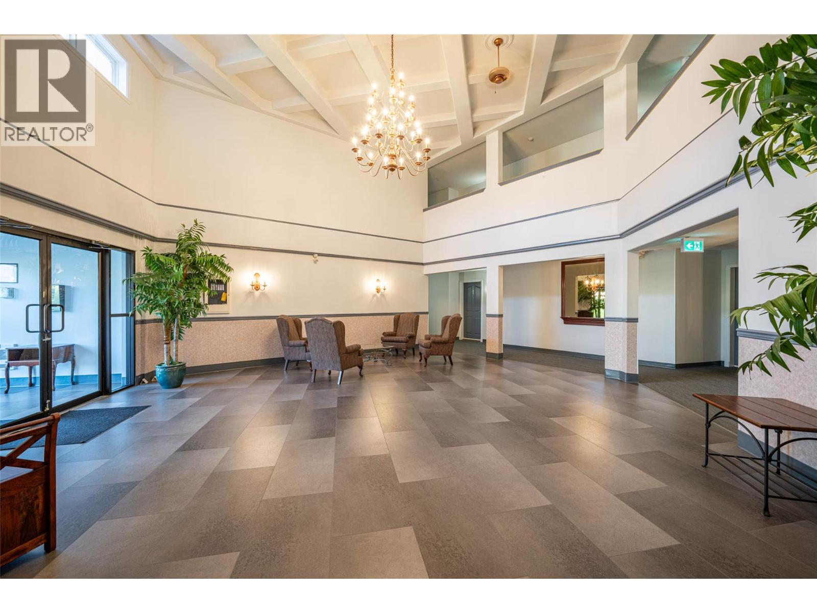 6805 COTTONWOOD Drive Unit# 300, Osoyoos