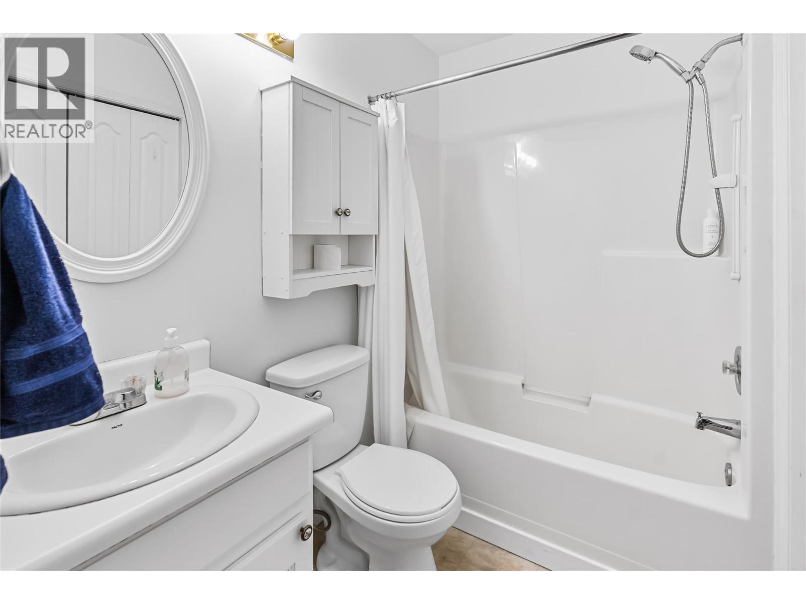 7 215 Taylor Road, Kelowna