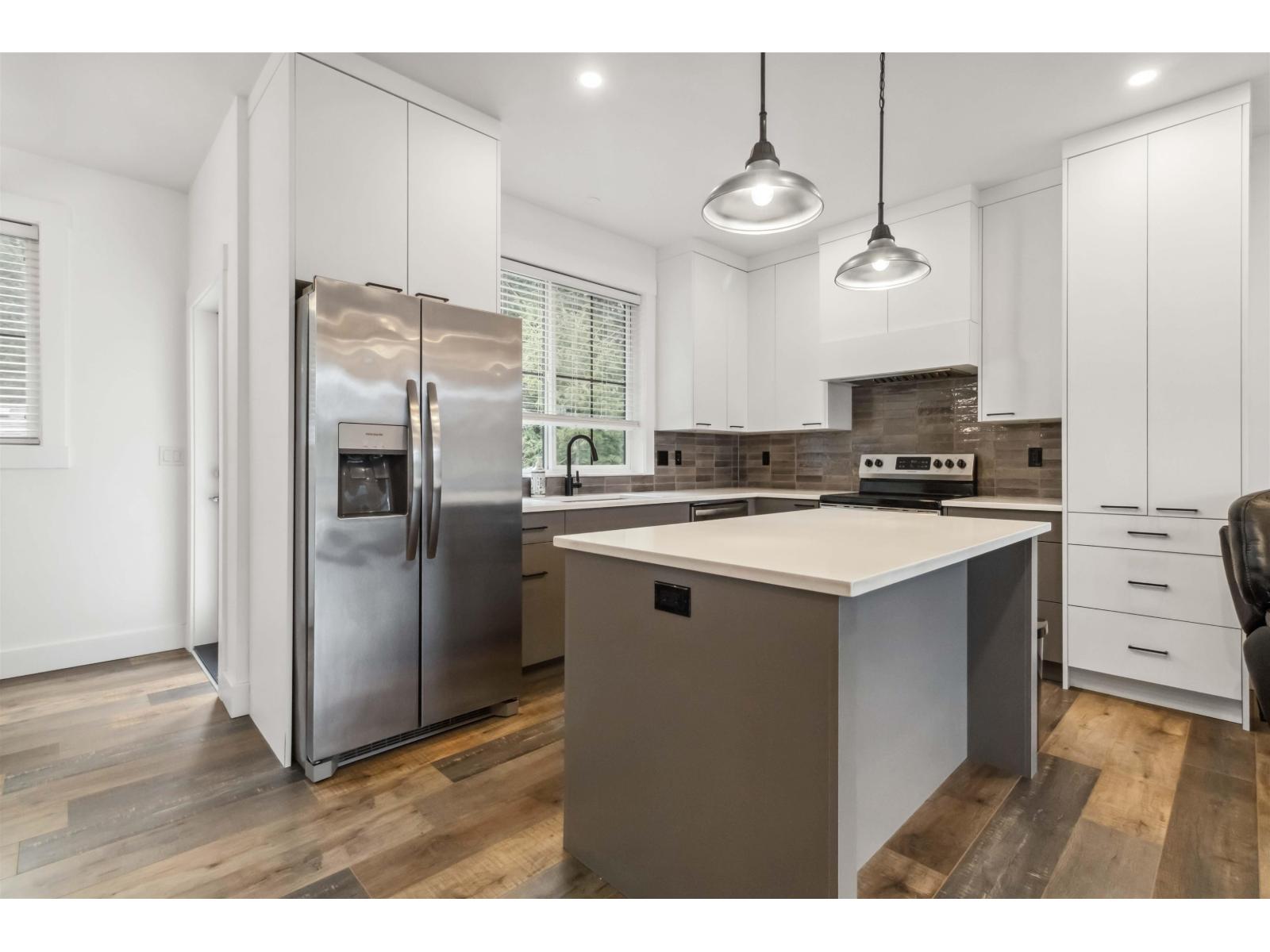 63886 BEECH AVENUE, Hope, Hope