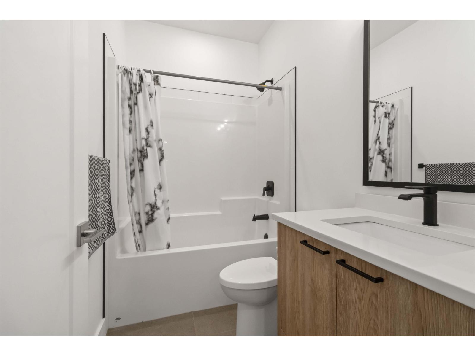 63886 BEECH AVENUE, Hope, Hope