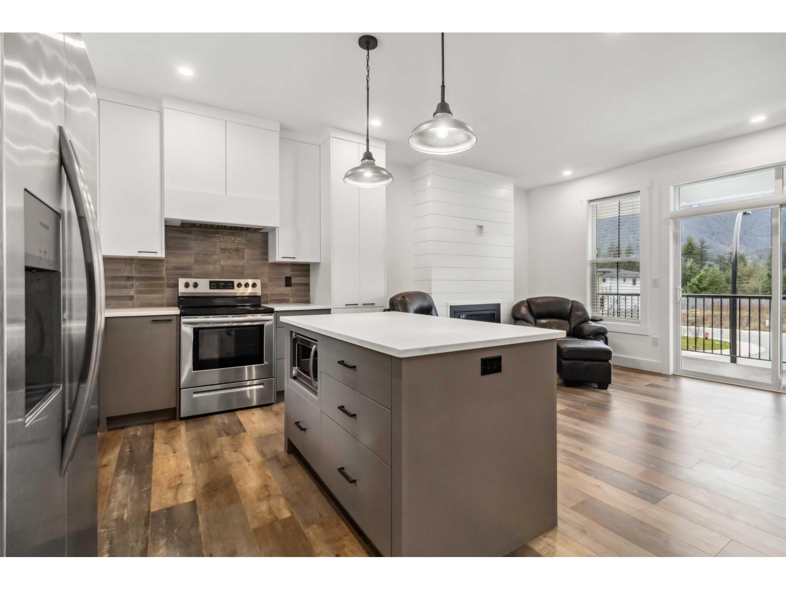 63886 BEECH AVENUE, Hope, Hope