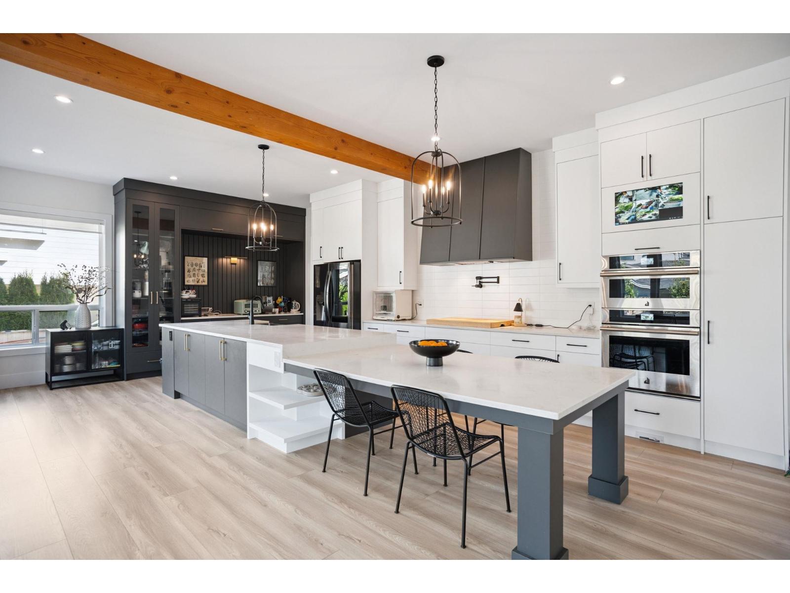 2811 202A STREET, Langley