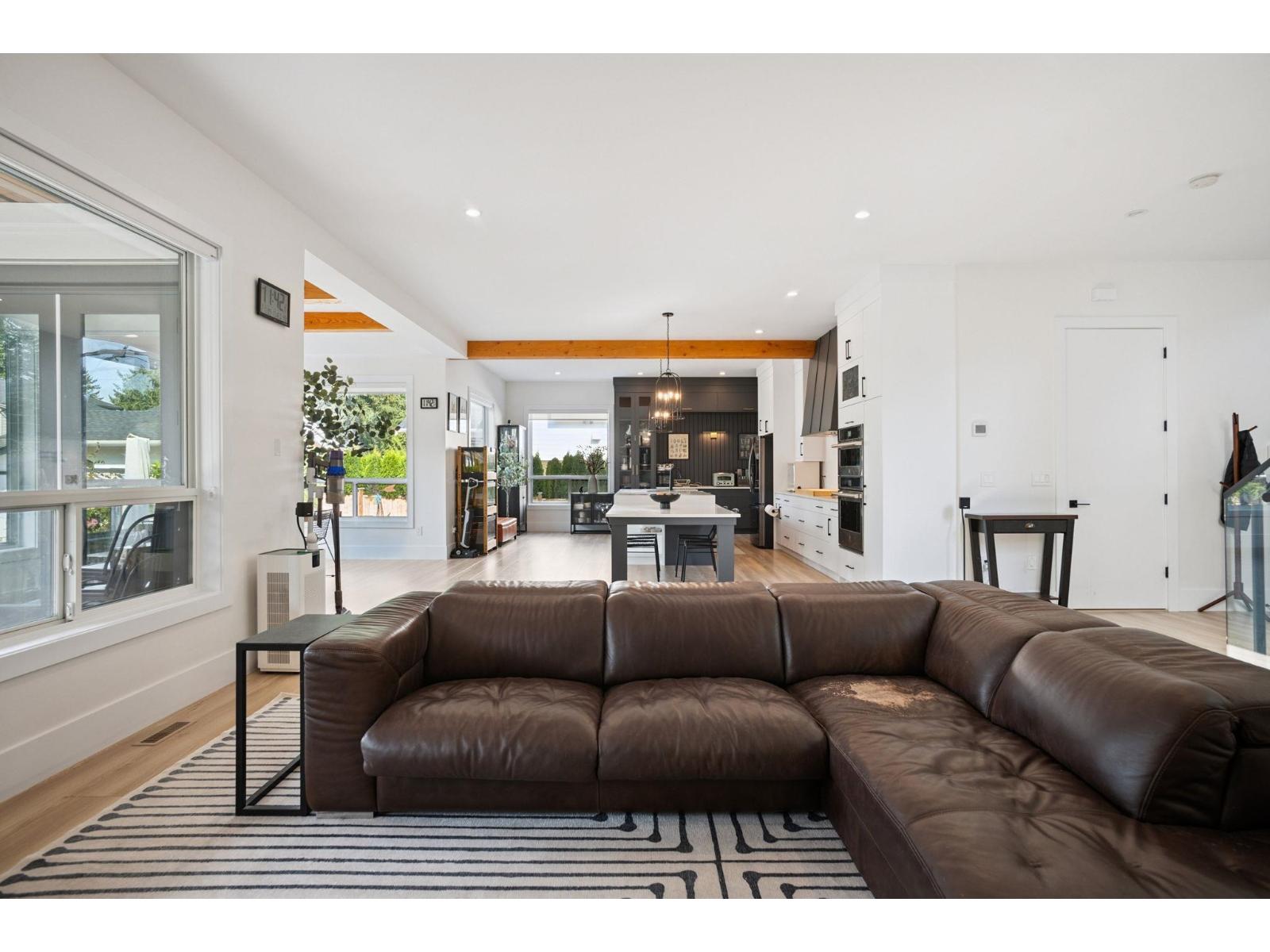 2811 202A STREET, Langley