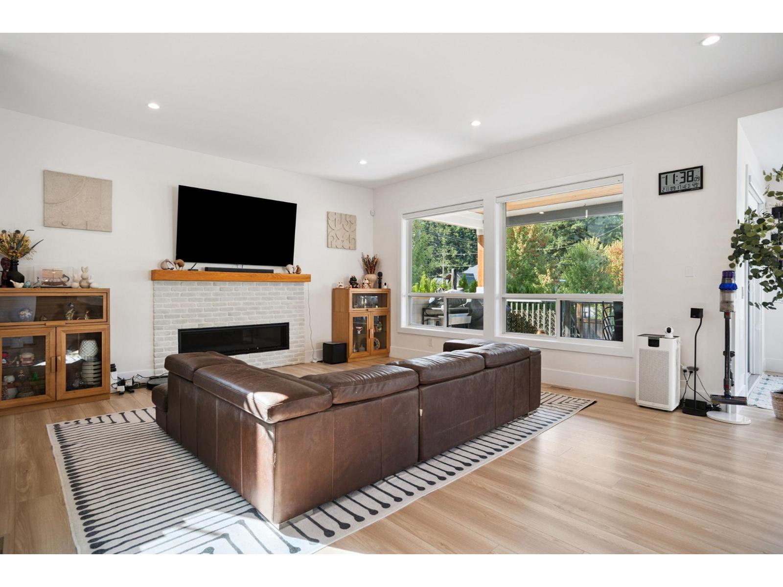 2811 202A STREET, Langley