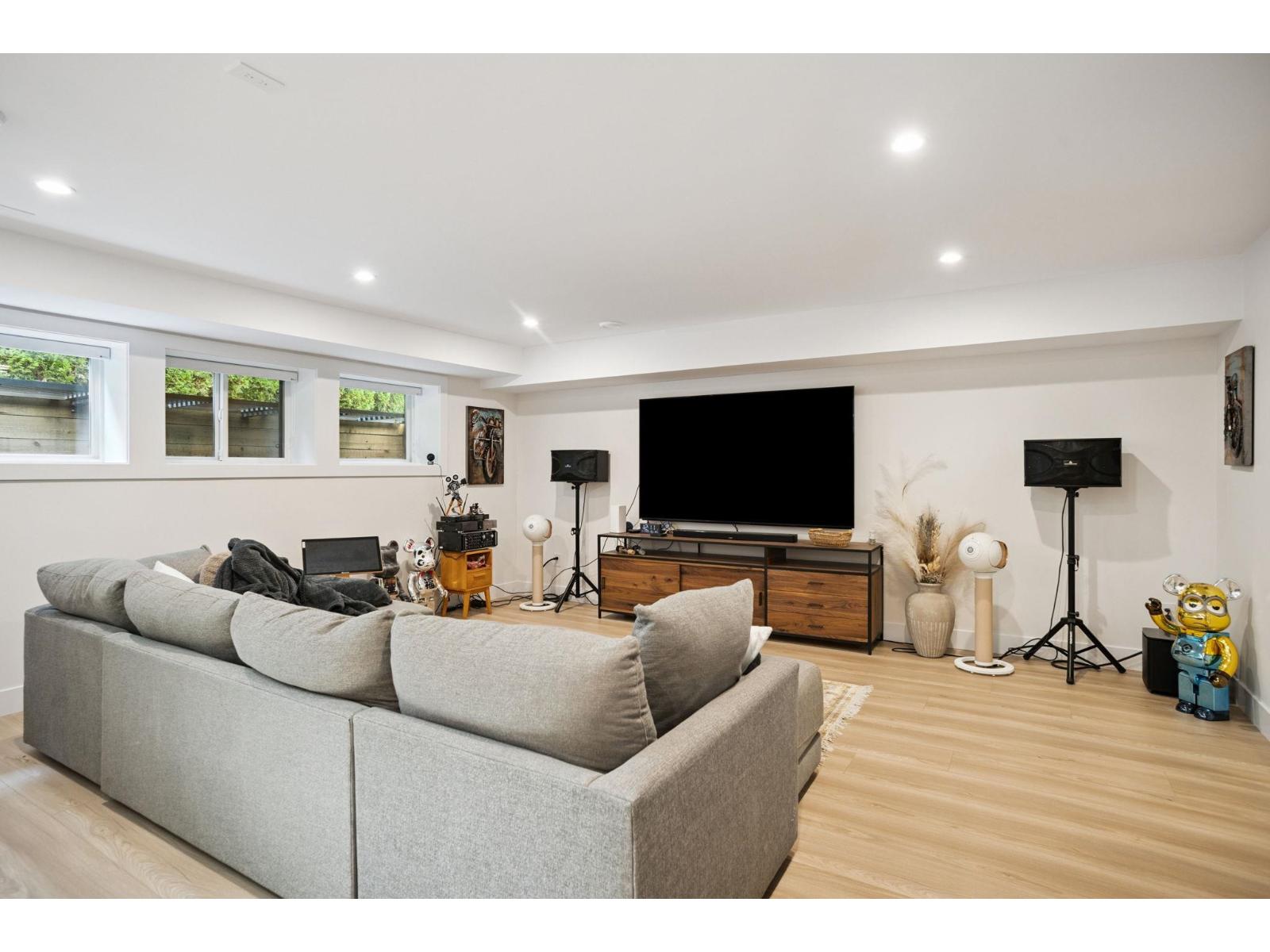 2811 202A STREET, Langley