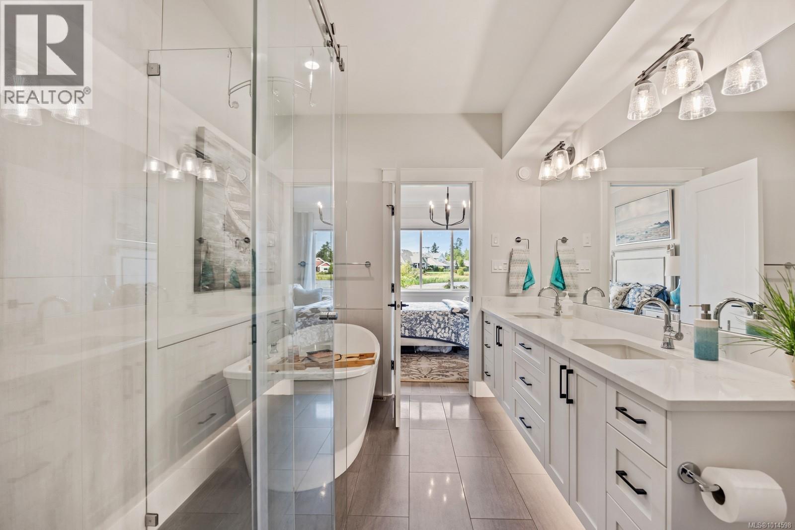 106 1444 Crown Isle Dr, Courtenay