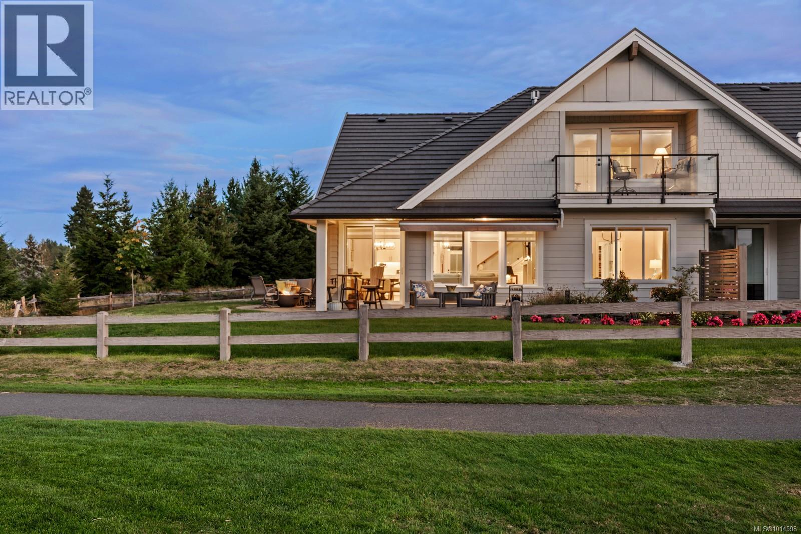 106 1444 Crown Isle Dr, Courtenay