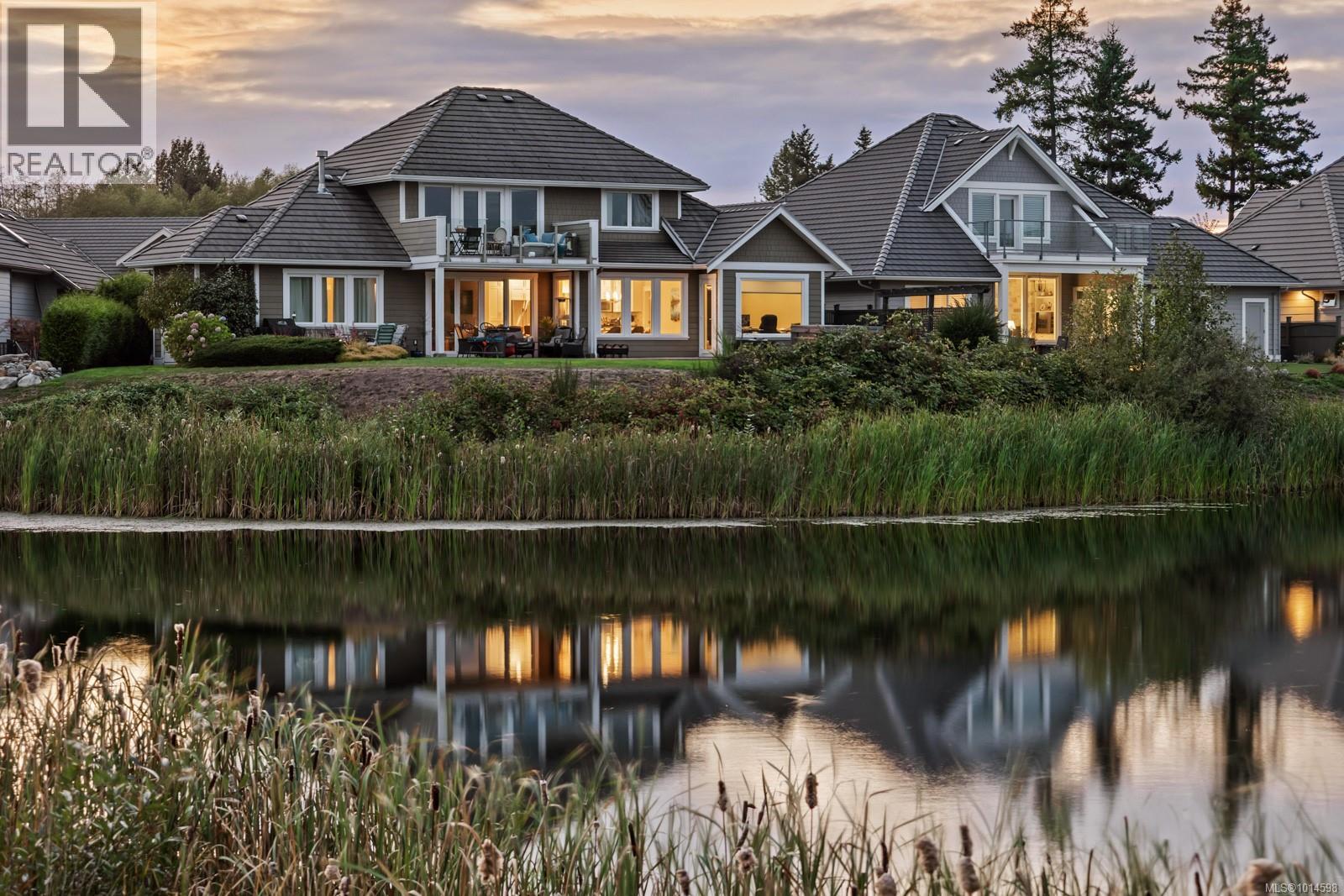 106 1444 Crown Isle Dr, Courtenay