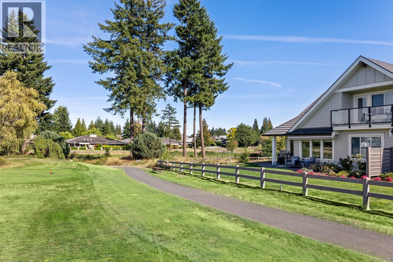 106 1444 Crown Isle Dr, Courtenay