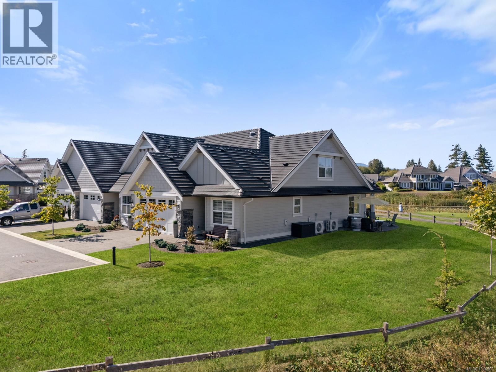 106 1444 Crown Isle Dr, Courtenay