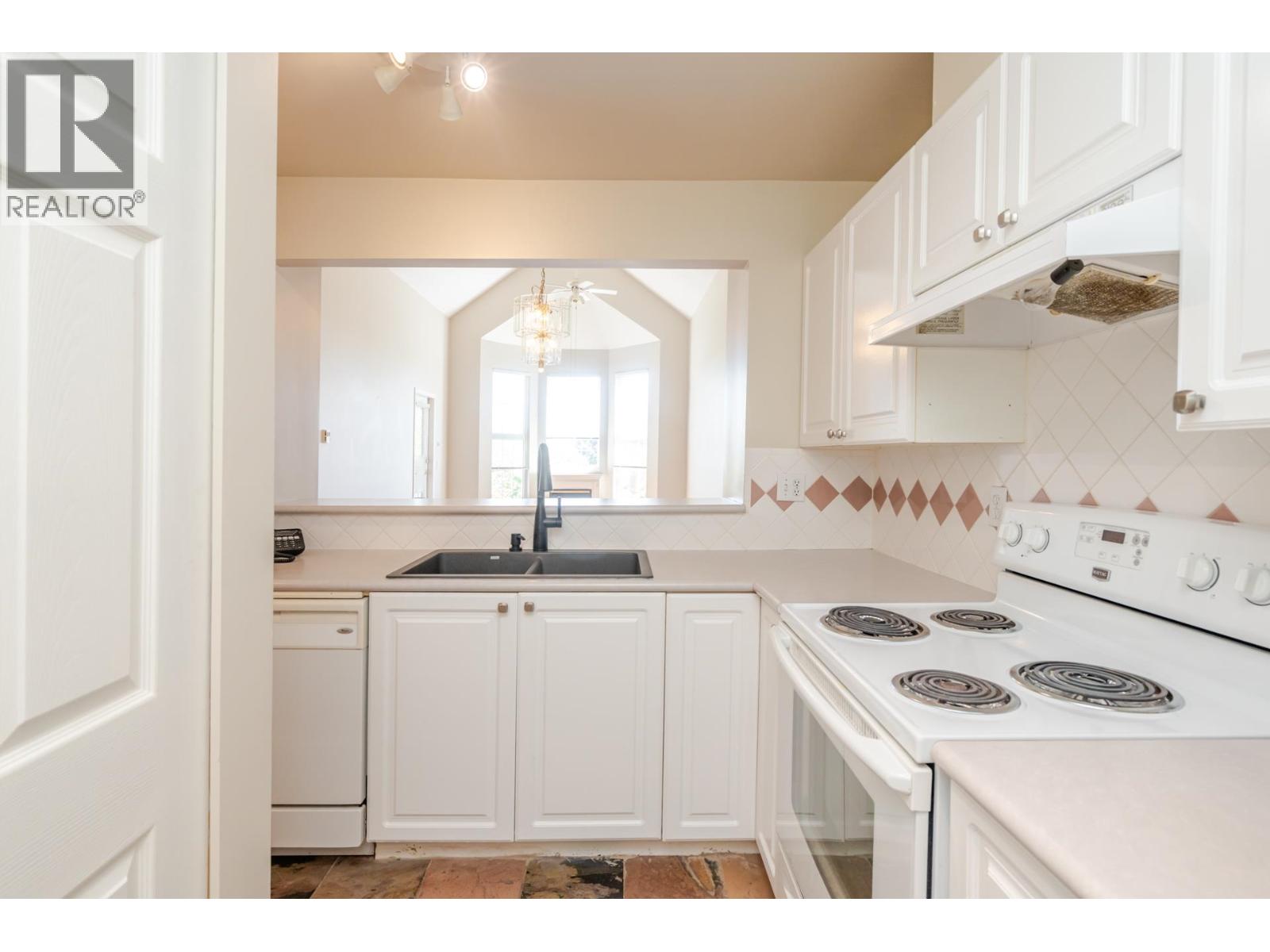 #409-1369 56 Street, Delta