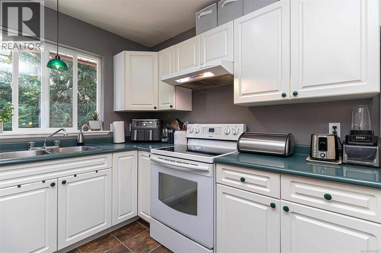  2186 McKean Road, Shawnigan Lake