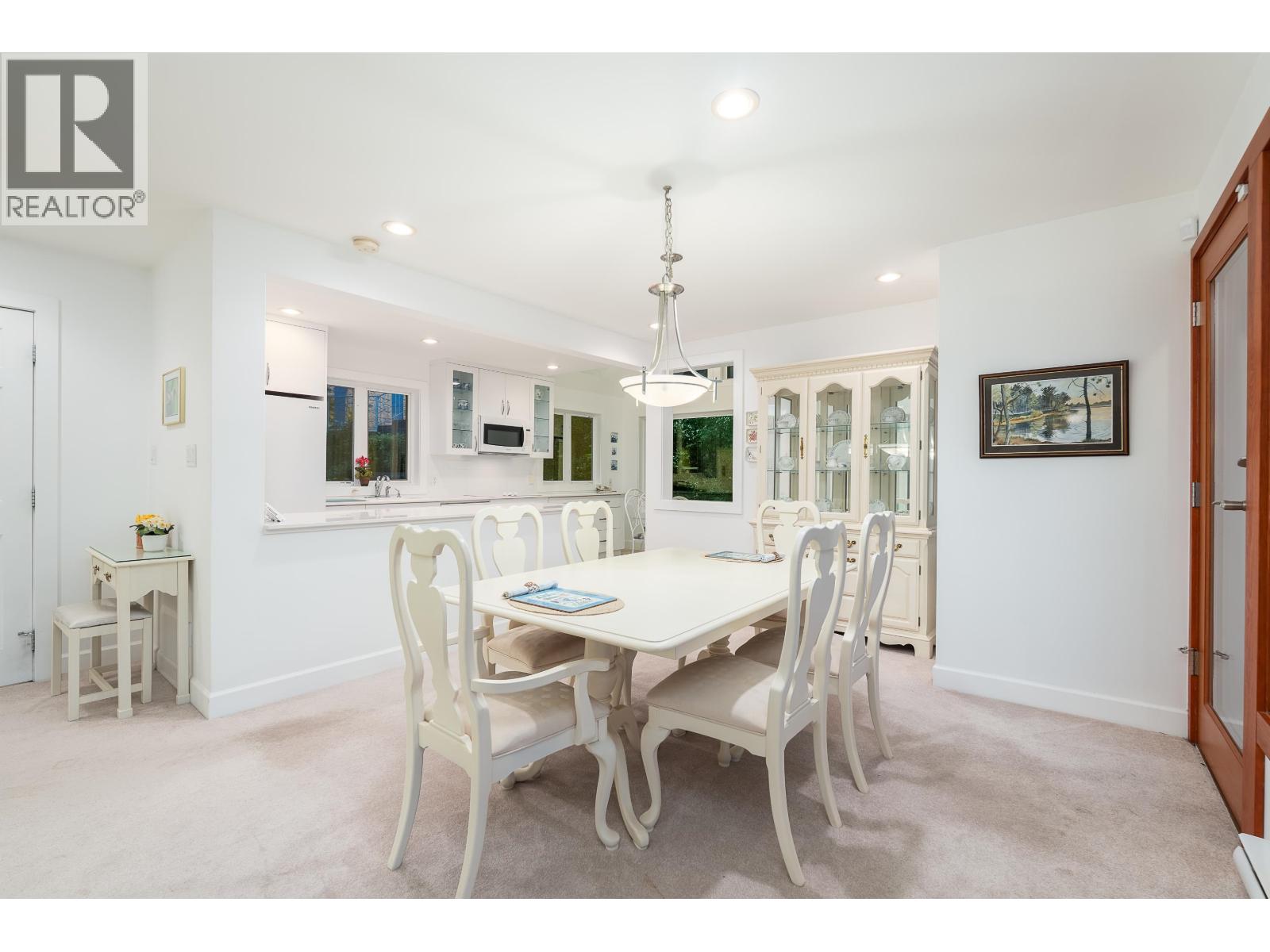 6275 TAYLOR DRIVE, West Vancouver