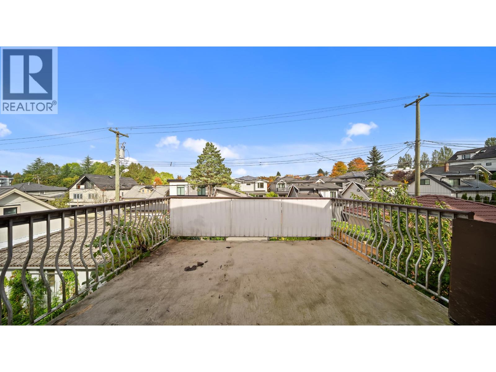 271 E 38TH AVENUE, Vancouver
