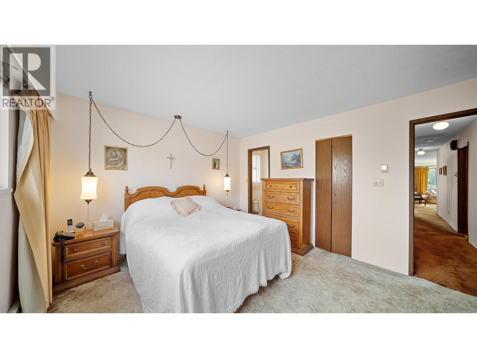 271 E 38TH AVENUE, Vancouver