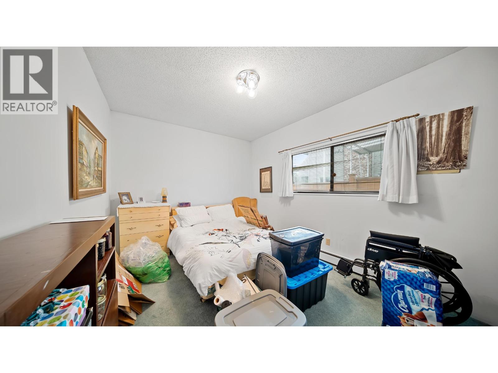 271 E 38TH AVENUE, Vancouver