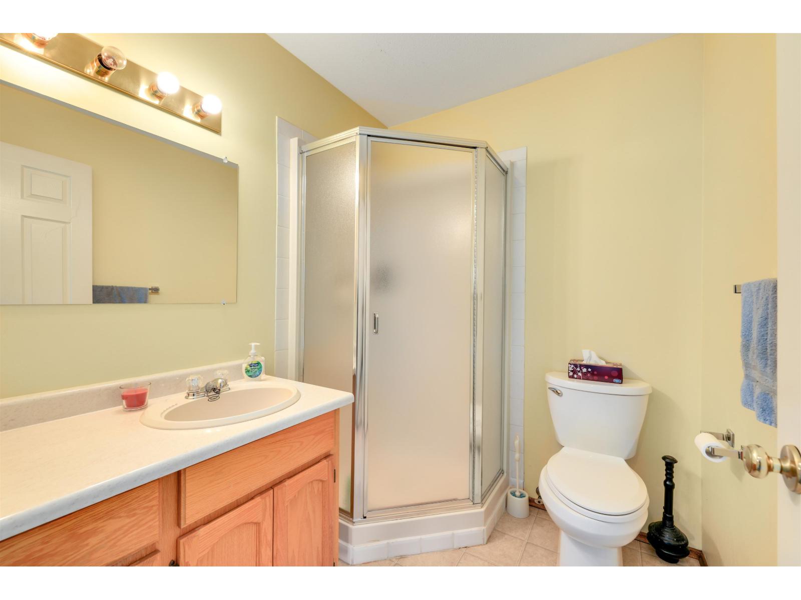 101 5377 201A STREET, Langley