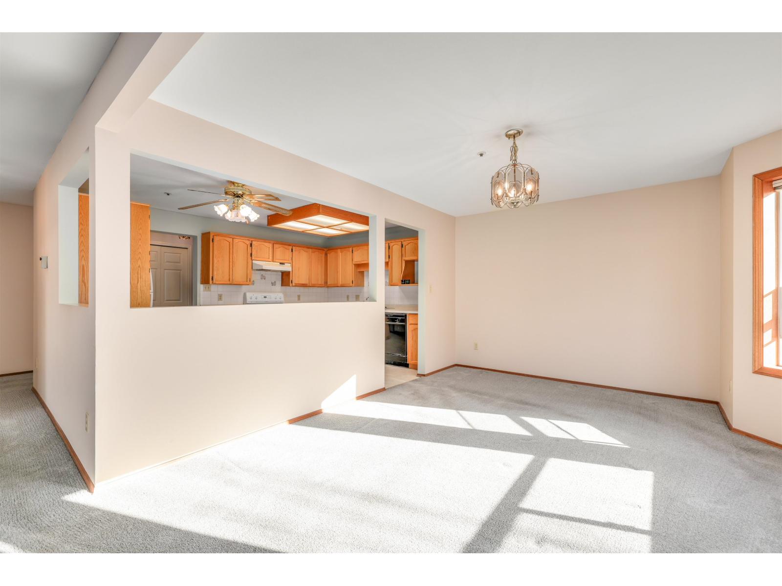 101 5377 201A STREET, Langley